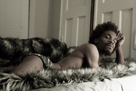 I am Divo beautiful model picture