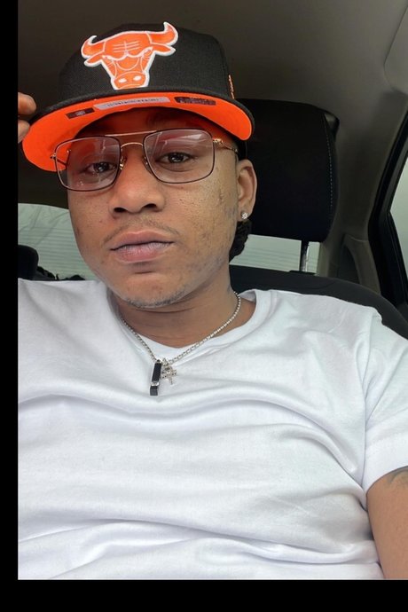 DaSinsation nudes model pics