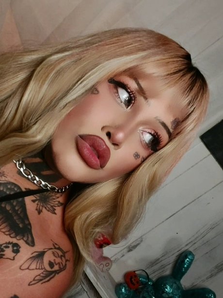 Ramos Nomar erotic actress pictures