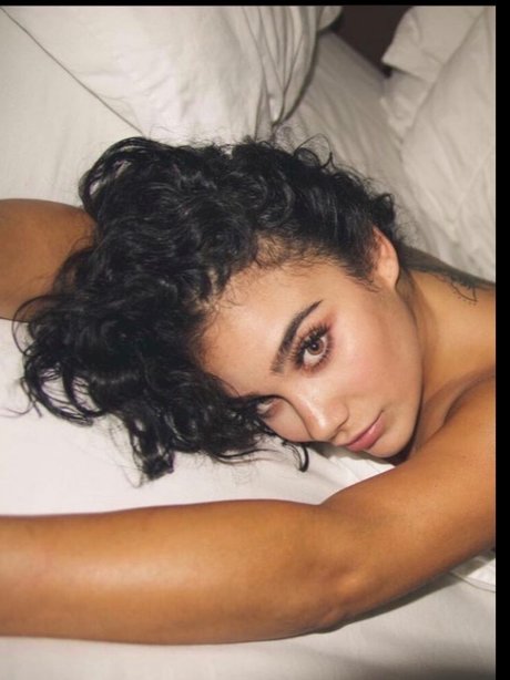 Raqual Rose adult model images