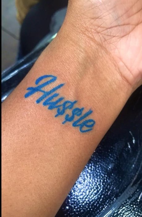 DUSSE model exclusive pics