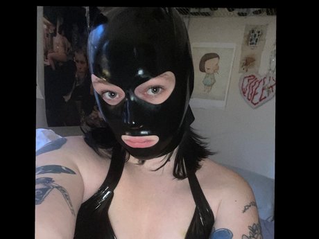 Ramona Ivy art pornstar pics