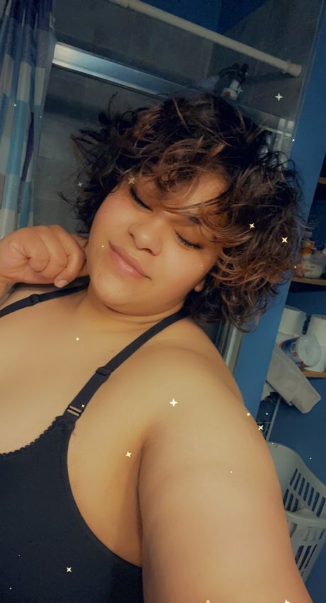 Rose G nude actress photos