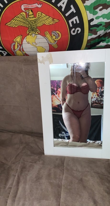 Redhead mami_ star adult photo