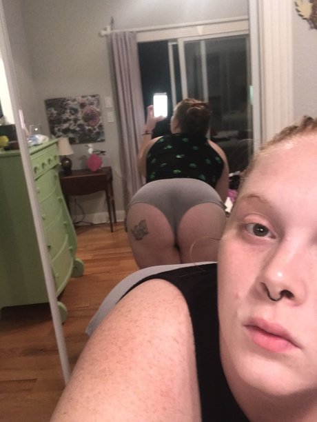 Real Rapunzel pornstar naked photos