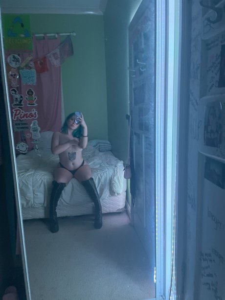 NOT ACTIVE RIGHT NOW top pornstar image