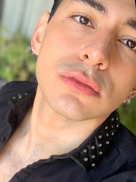 Romeo Ackerman star hot pic