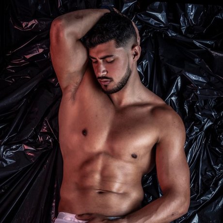 Felipe Menezes beautiful star picture