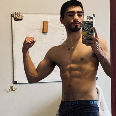 Ro Liion model pornographic gallery