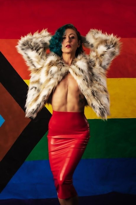 Mixtress Ryder star nude photos