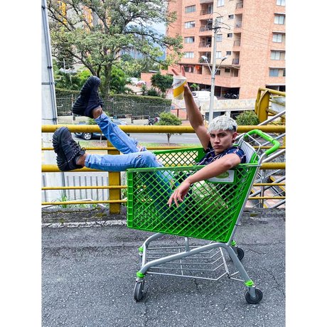 Robin Alexis Parra Gamboa pornstar sexy photos