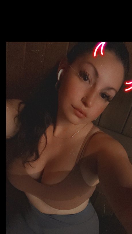 curvy onlyfans xxx picture