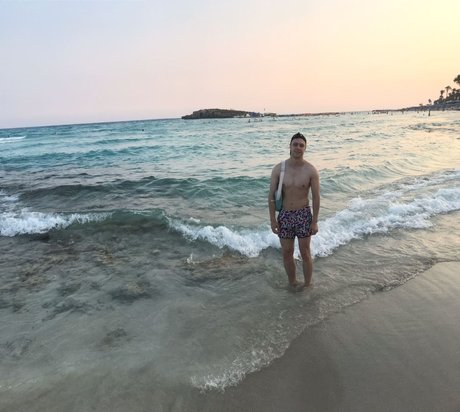 Rickyricky actress img