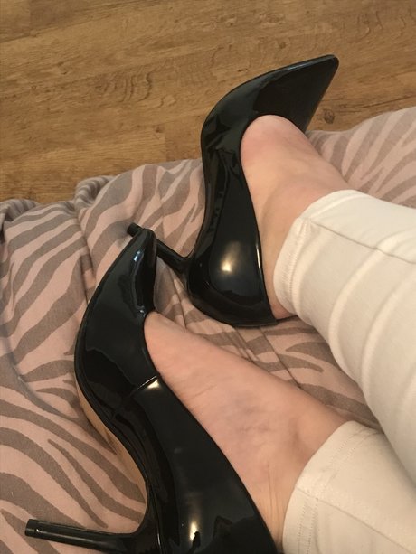 Ruby Amour exclusive pornstar images