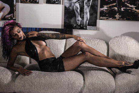 Roxy Revolution model sex image