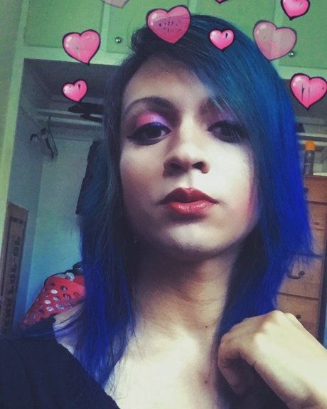 Roxy Rodriguez model naked pictures