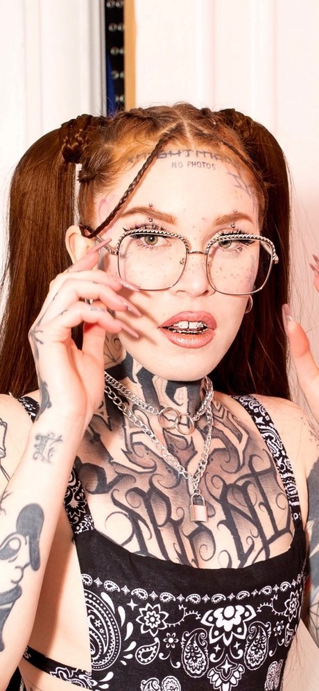 roussleevip pornstar nudes image