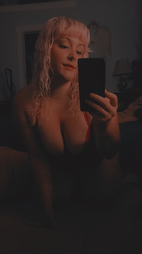 Rosie Roma pretty star pictures