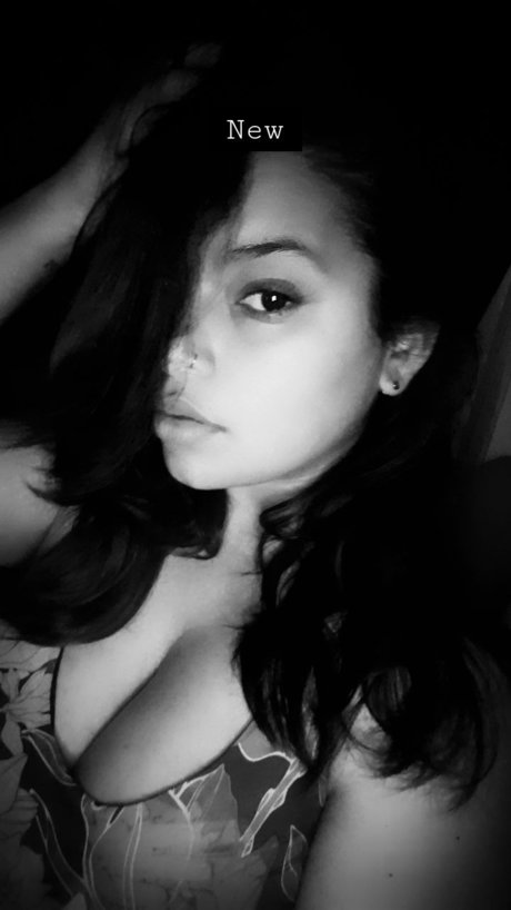 SELENE top model photos