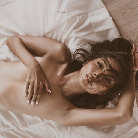 Rose Supatta star adult pic