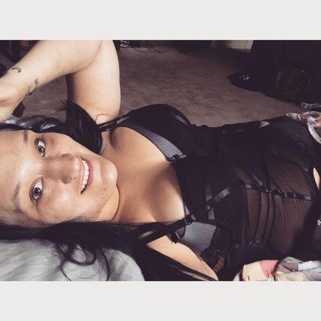 Scarlett Leigh pornographic model galleries