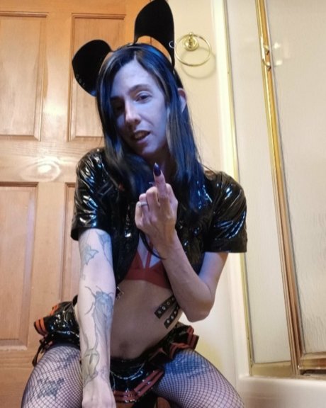 Slaughtrkitten free star image