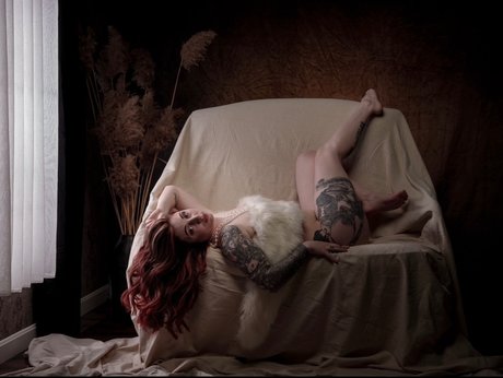 Salem Sage_ naked actress pic