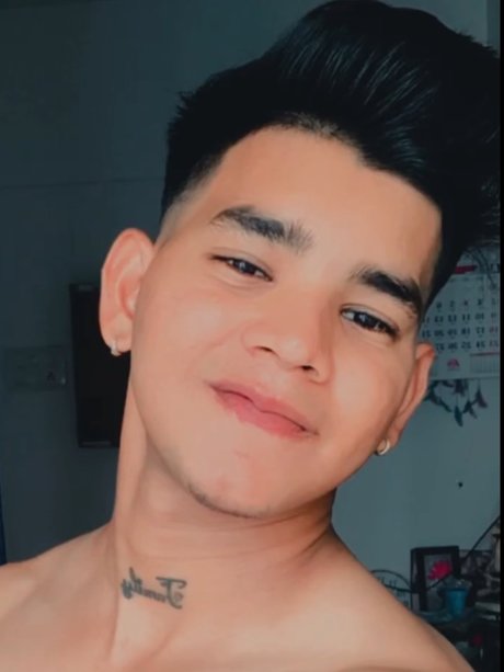 Sachin Soni model adult photo