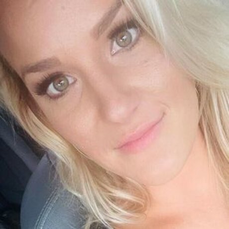 heirods model free galleries