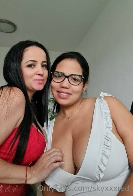 skyxxxred pornstar adult archive