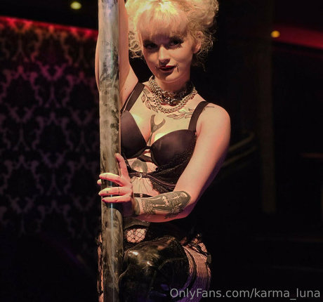 karma luna model hot image