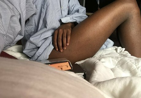 ebony gilf onlyfans pornos archive