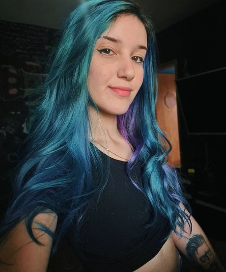 Teteia pretty pornstar pics