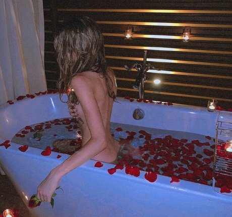 Xtracloudy pornographic model photos