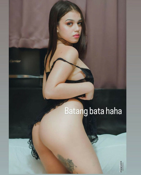 Karina Johnson hot star photo