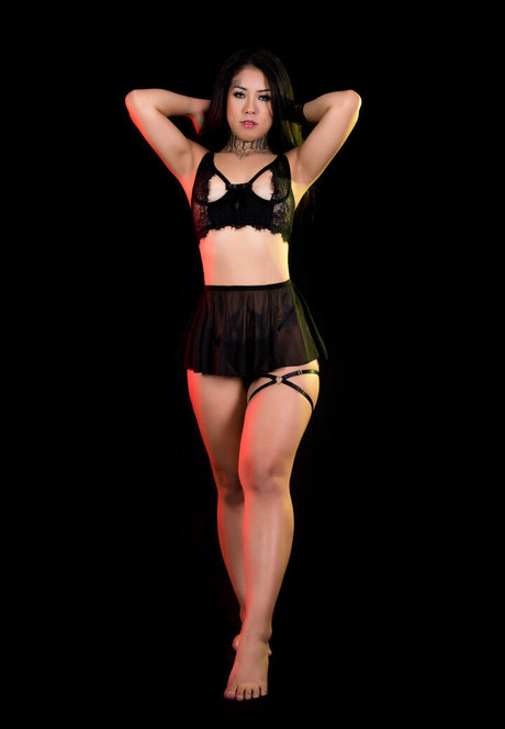 Biih Sato pretty model gallery