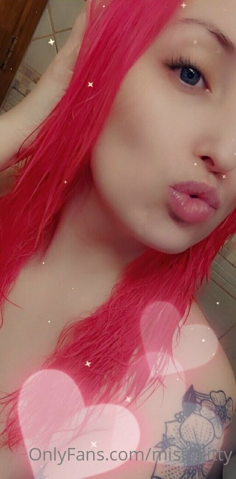 miss kitty top star picture