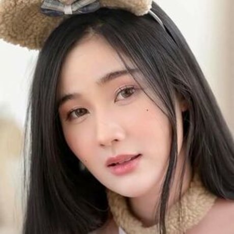 Toolly Nuttanan hd actress pics