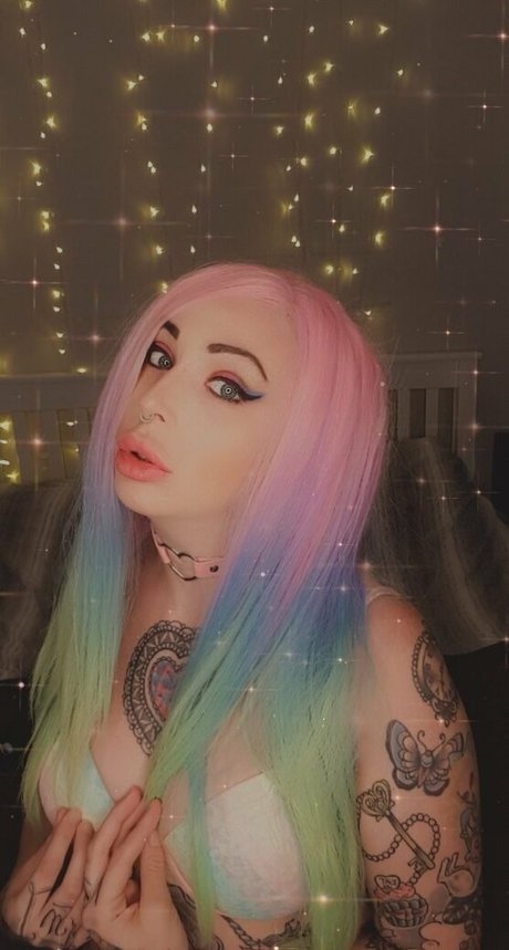 queenrainifree high quality actress pictures