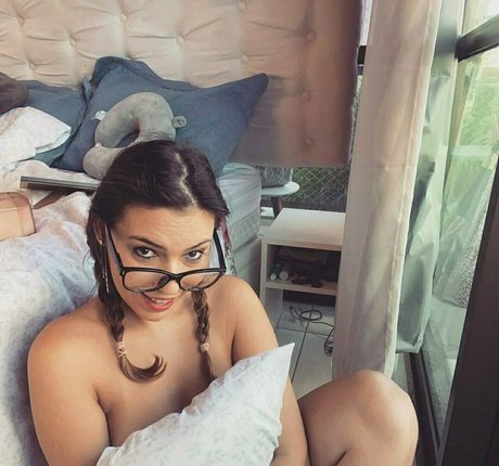 queenrainifree beautiful pornstar images