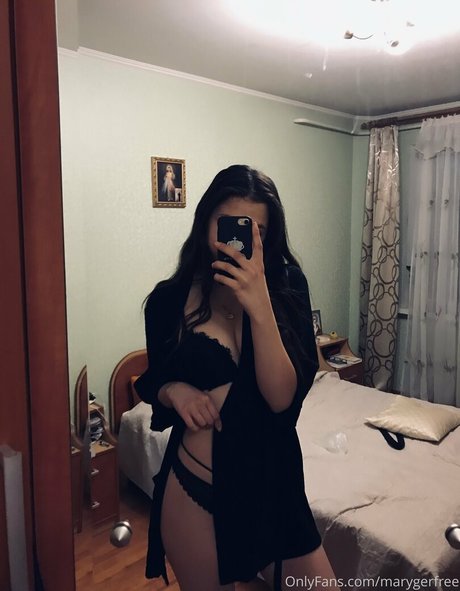 marygerfree beautiful model pic