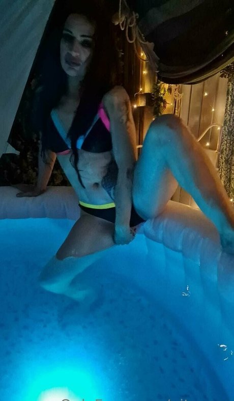 gitana a model image