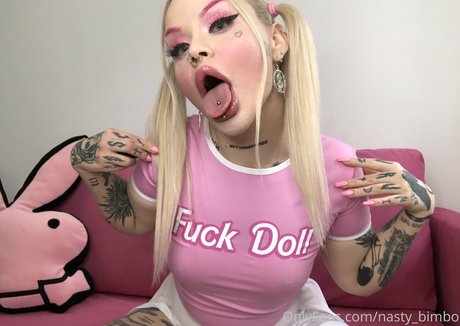 cum in pussy onlyfans beautiful naked pic