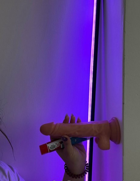 mervedamla model img