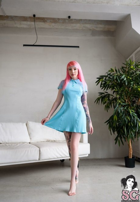 Hellyrite high quality actress images