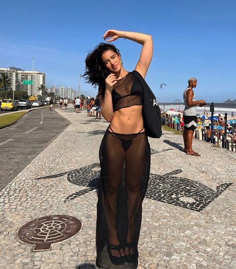 Iara Guimaraes high quality pornstar photos