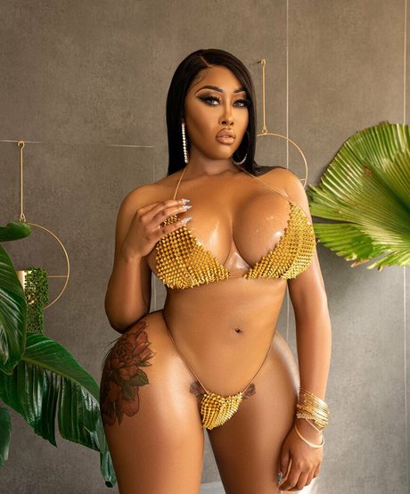 moriahmillss star perfect photos