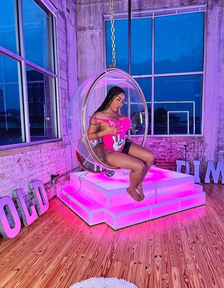 moriahmillss star nice pics