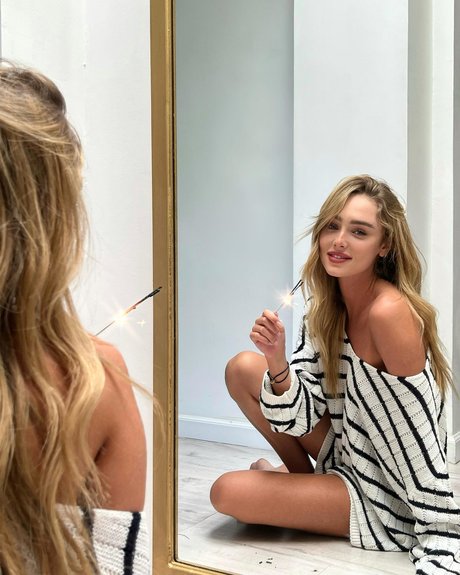 skinny asian teen onlyfans beautiful photo