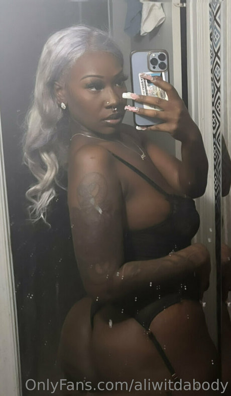 aliwitdabody sexy star pics